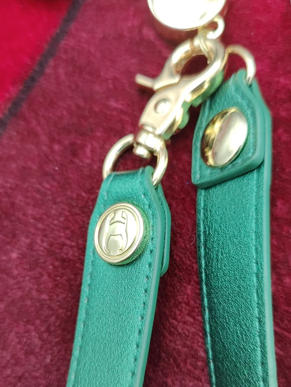 Disney Green and Gold Wristlet Card Holder